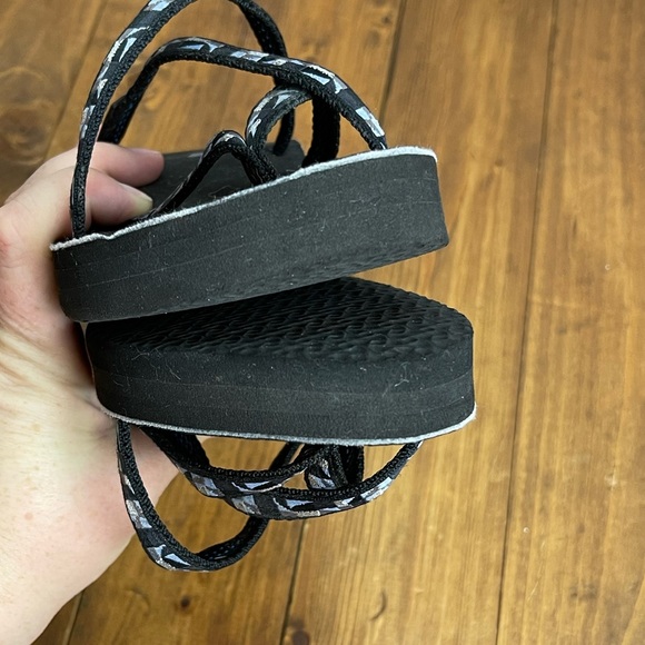 COPY - Teva mandalyn wedge sandal approximately size 5 - Picture 6 of 12